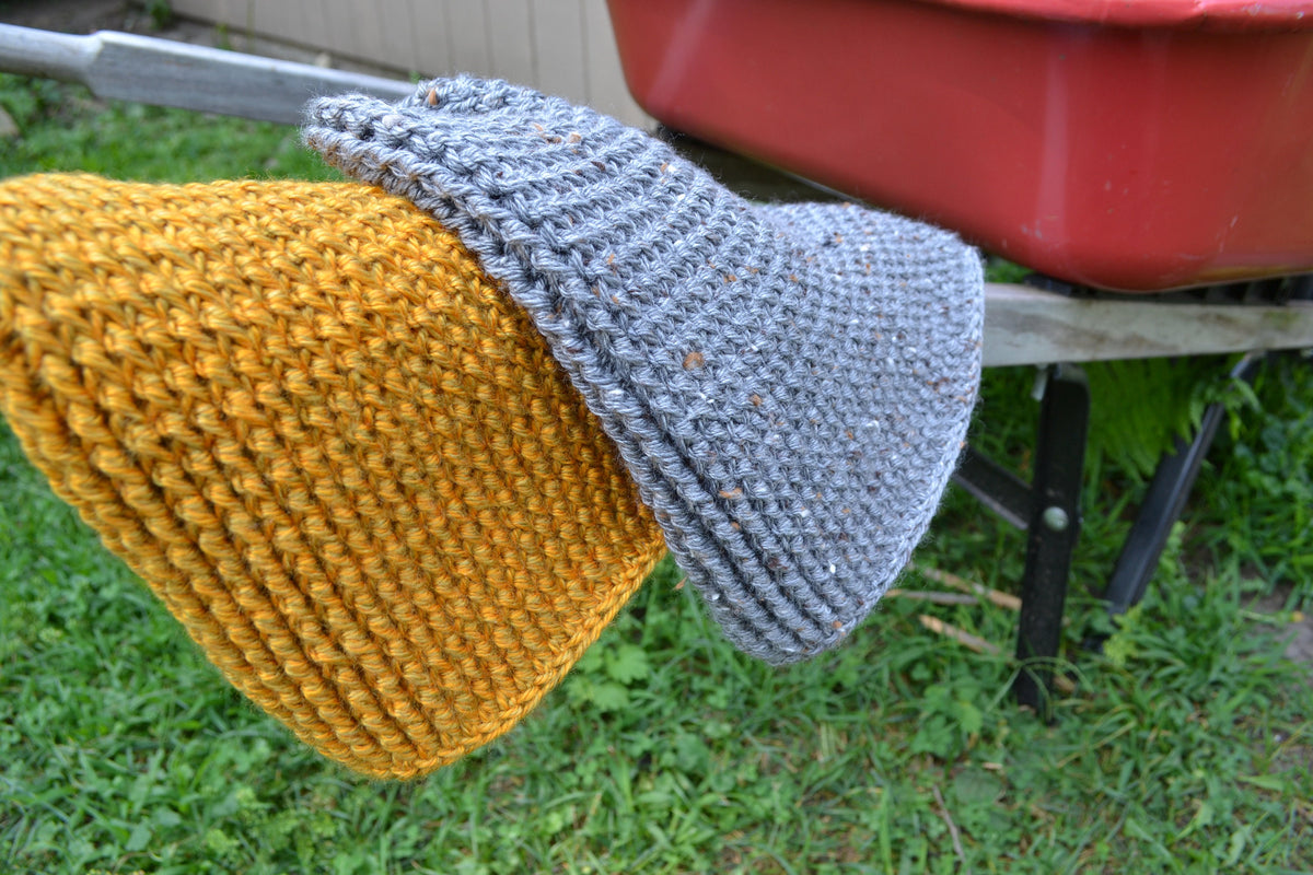 crochet hat with vertical rows of texture