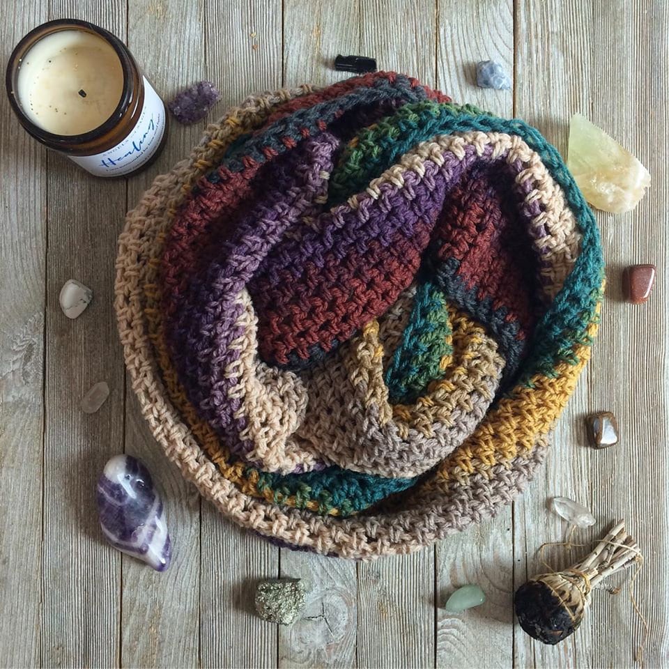 Sugar Shack Infinity Scarf Pattern – While They Dream