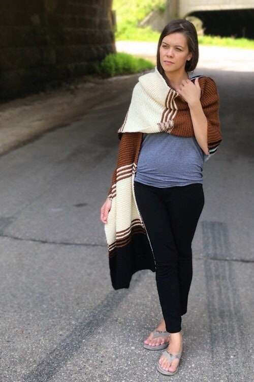 knit blanket scarf done in color block and stripes