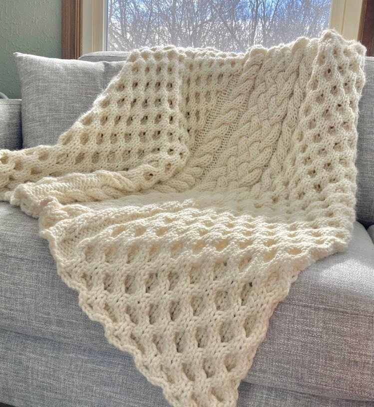Winter Bees Knit Cable Blanket Pattern