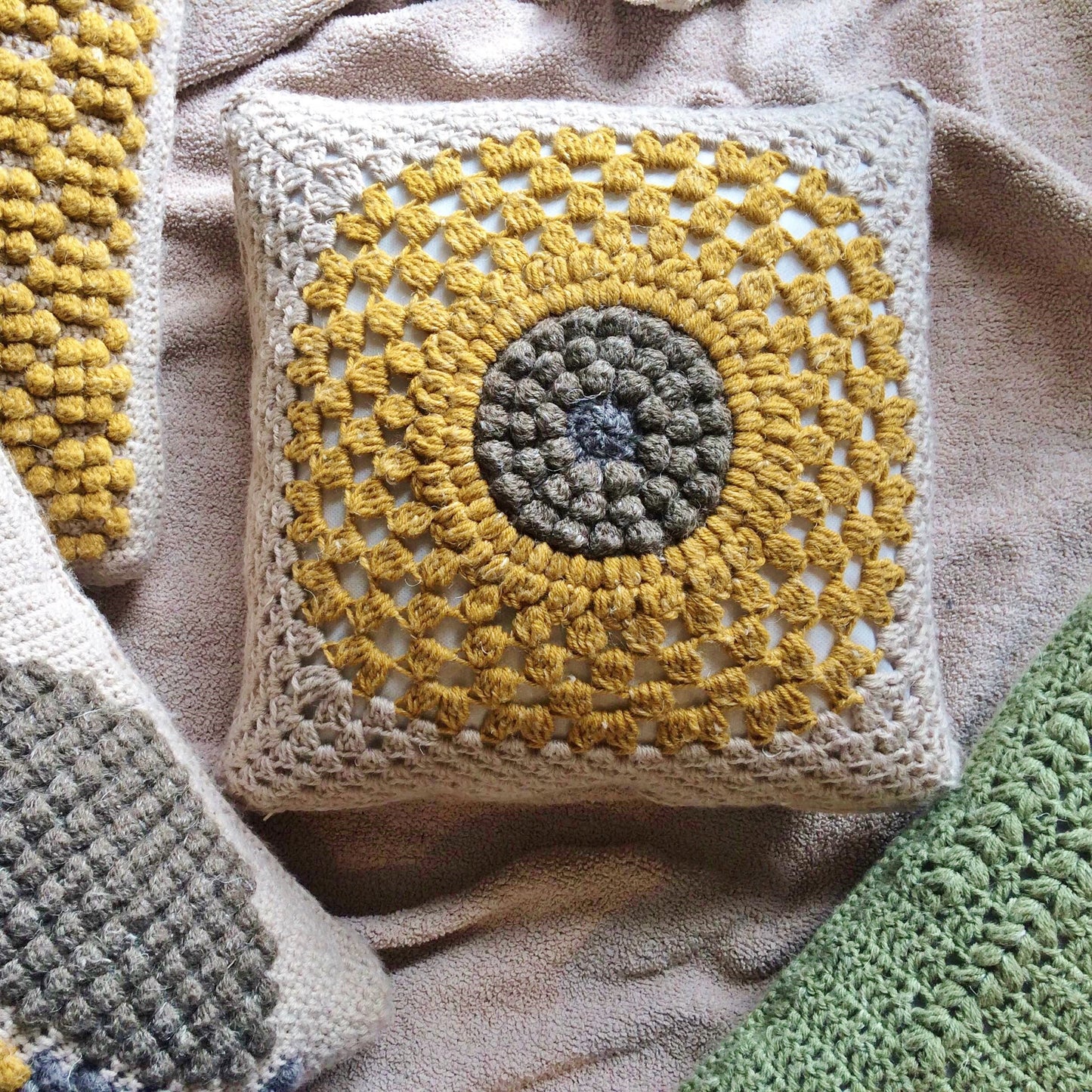 Sunflower Throw Pillow Pattern